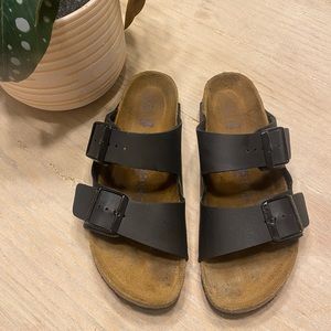 Birkenstock Arizona Soft Footbed in Birko-Flor Black